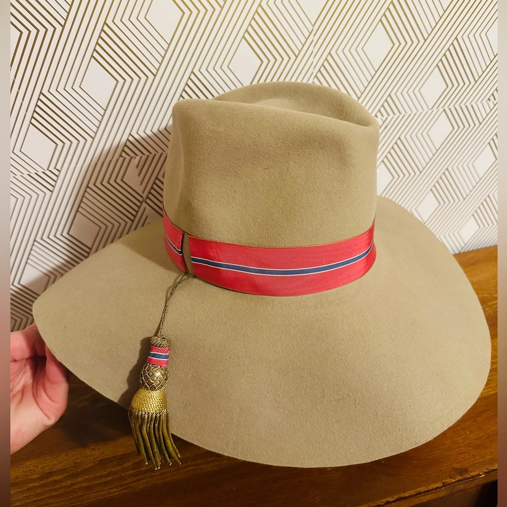 Mr. John Vintage Hat women’s • Perfect Condition with Tassel • Made in Italy